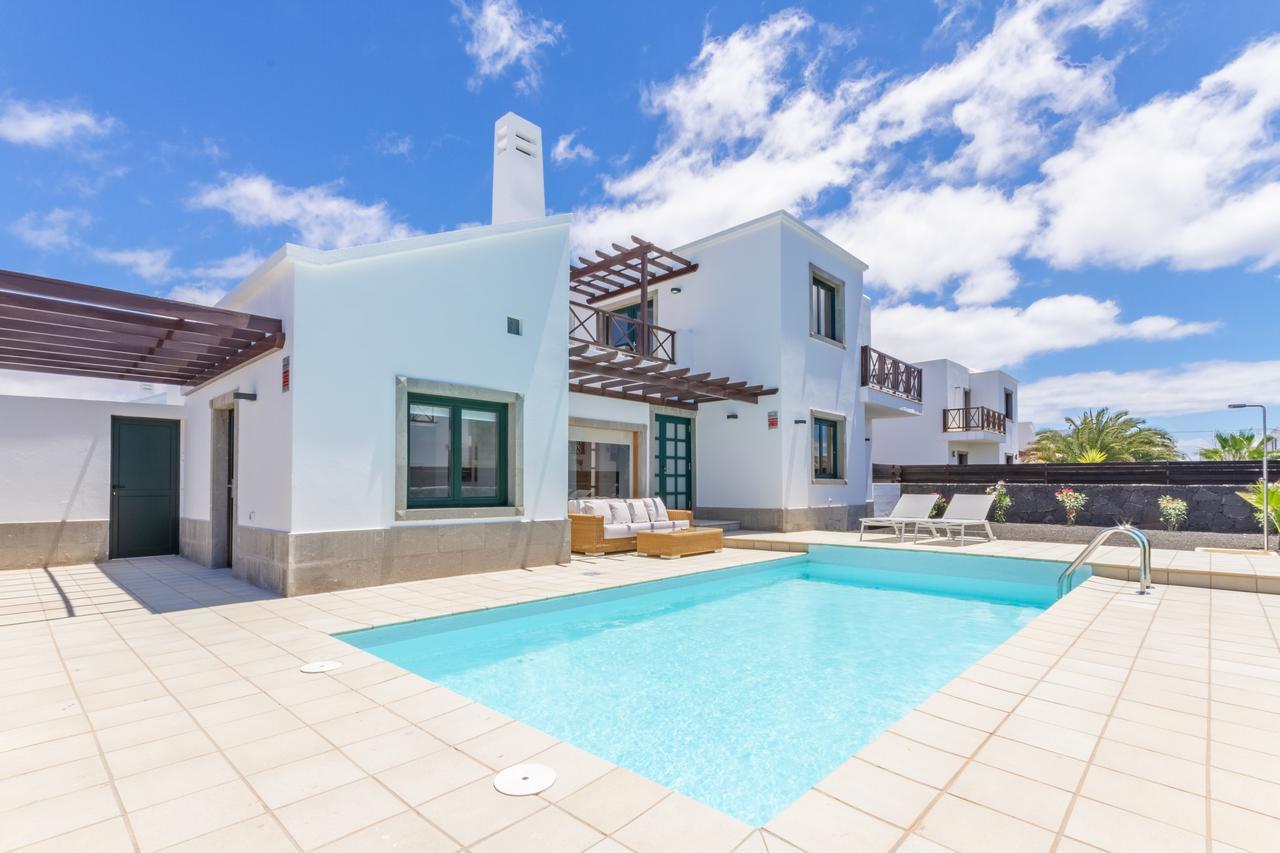 Playa Blanca Beach Mate Exterior photo
